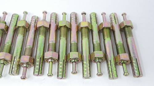 50 Strike Concrete Anchors with Nuts 1/2" - Picture 5 of 9