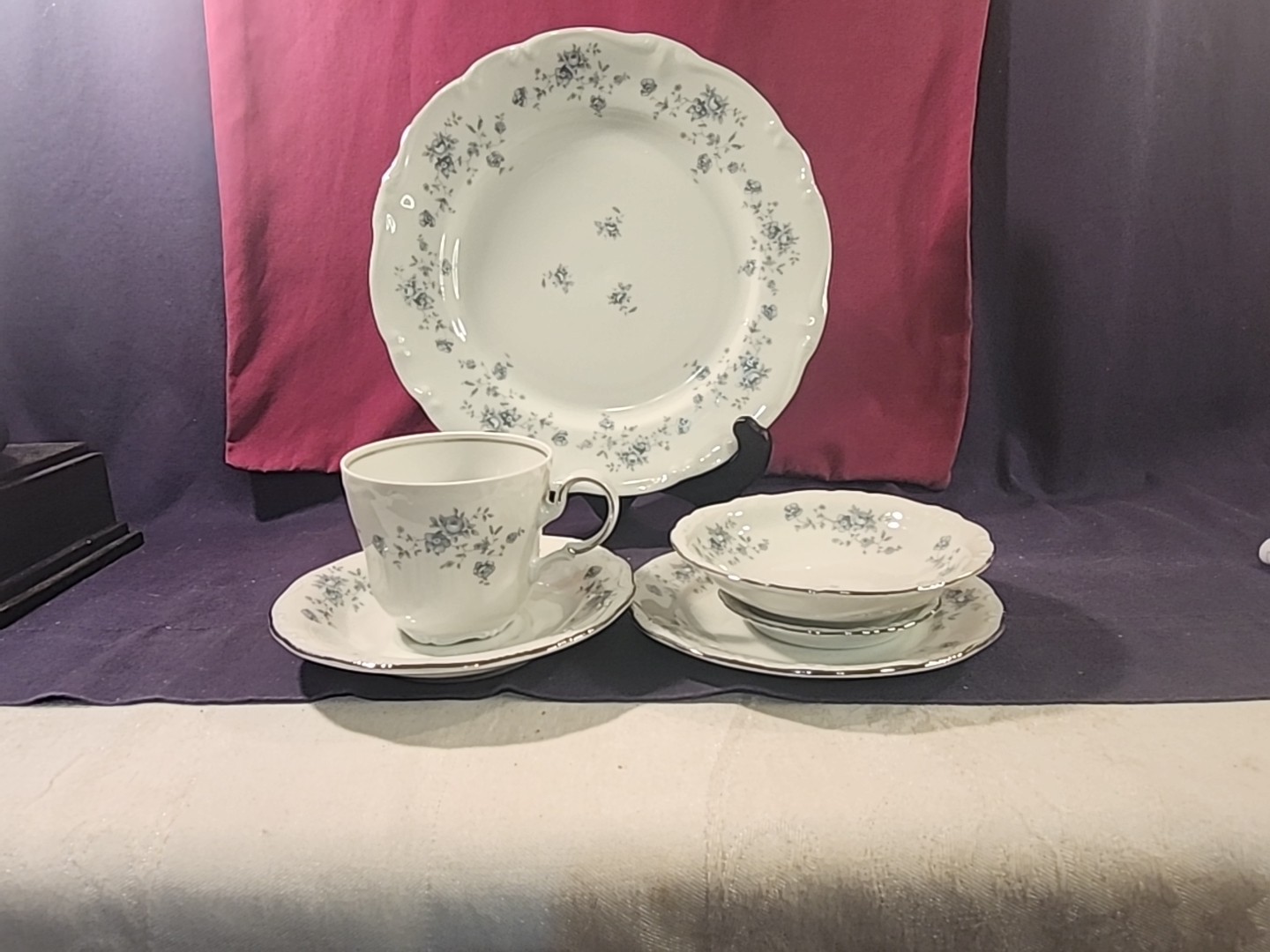 Johann Haviland Bluegarland 7-piece Dinnerware Set Bavaria Discontinued 1990