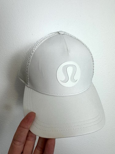 Lululemon Trucker Hat Cap Adults Snap Back Mesh Adjustable Cream Bone - Picture 2 of 9