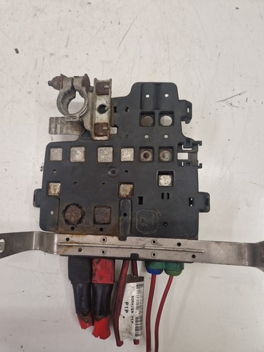 CAJA FUSIBLES RENAULT MASTER MERCEDES CITAN 241363873R - Imagen 6 de 8