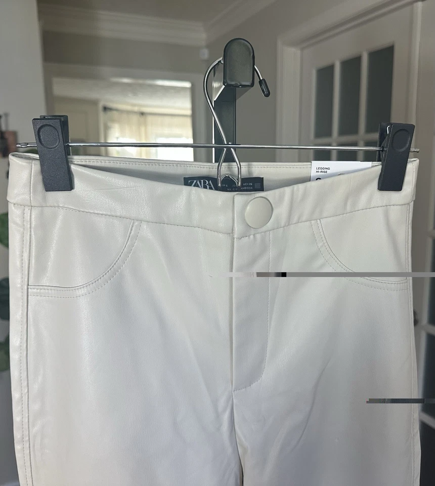 Pantalones Legging ZARA Imitación Cuero Tiro Alto Blanco Crema Ajustado Cremallera Dobladillo Talla Pequeña Foto 3 de 4