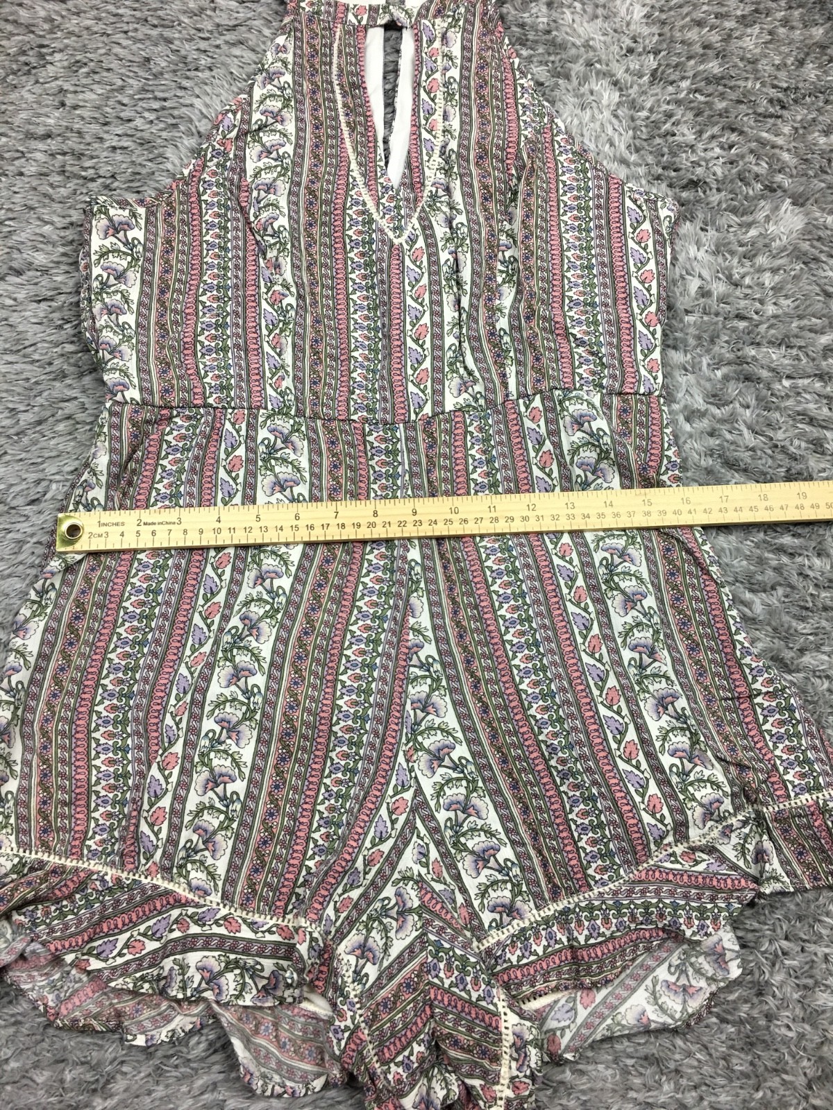 Foto 11 di 18