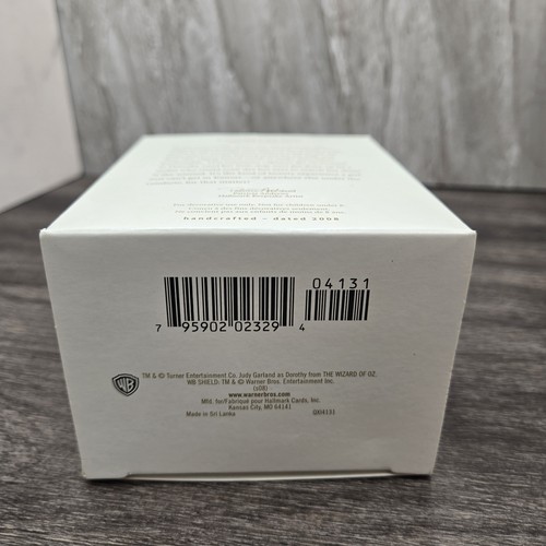 Hallmark Keepsake 2008 Wizard of Oz "Emerald City Style" Ornament - Imagen 6 de 6