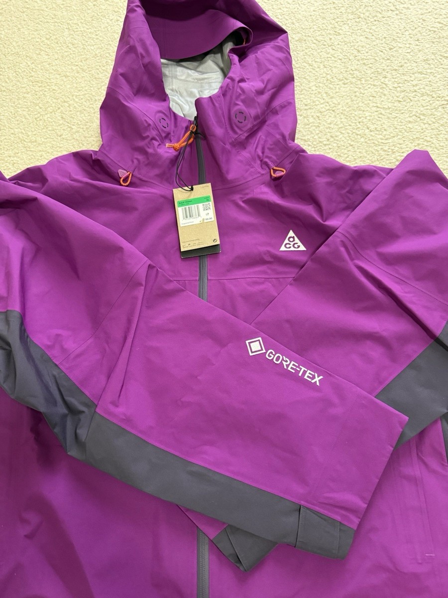 Nike ACG 