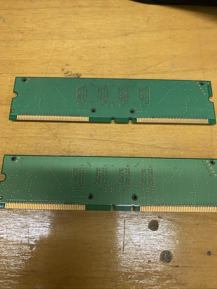 2-64MB Samsung ECC RDRAM 64MB / 4 PC800-45 800MHz MR18R0824AN1-CK8DF Rambus RIMM - Image 4 of 4