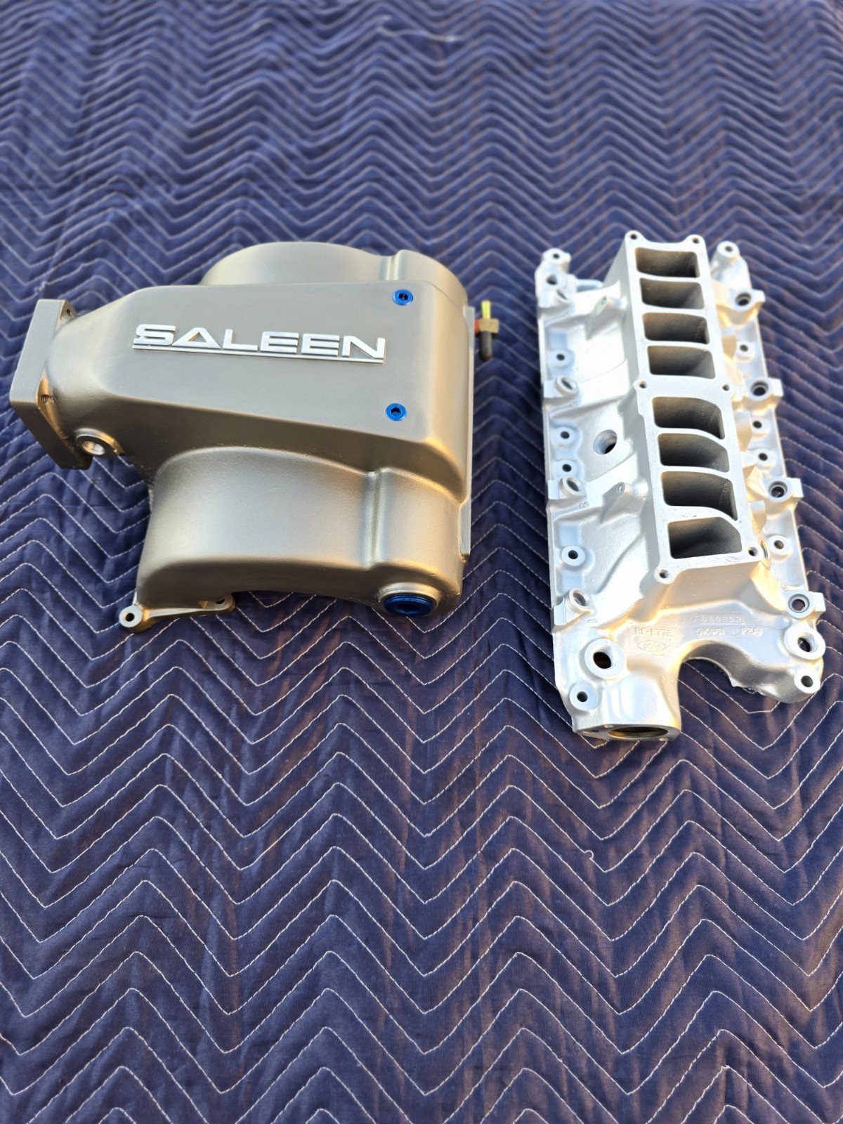 90-91 Ford Mustang Saleen/Dixon Intake Manifold  Saleen SC, SA10  Steve Saleen
