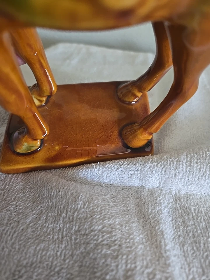 Estatuilla de caballo de cerámica vintage estilo dinastía Tang china verde/bronceado con caja Foto 4 de 4