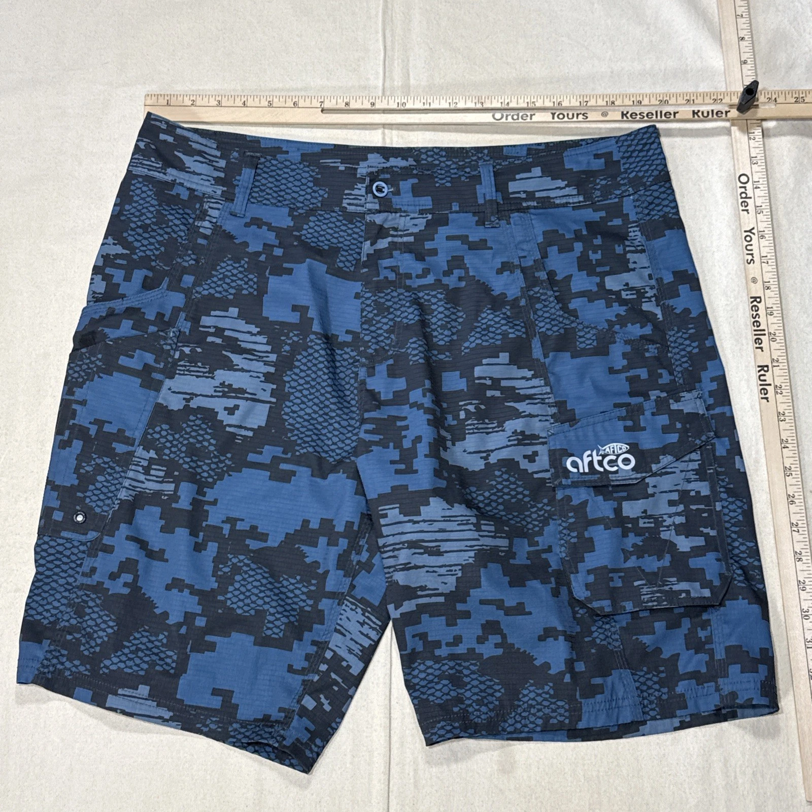 Aftco Cargo Shorts Mens Size 38 Camo Fishing Polyester Blend Outdoor