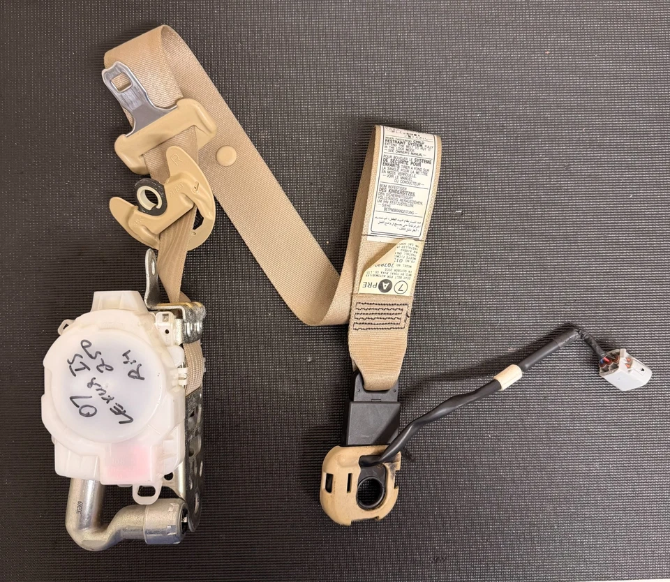 2006 2007 2008 LEXUS IS250 IS350 FRONT RIGHT PASSENGER SIDE SEAT BELT OEM - Image 4 of 4