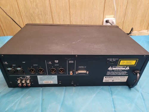 TASCAM CD-A700 Professional CD Player, Cassette Tape Deck , CD Tray won't open. - Picture 6 of 8