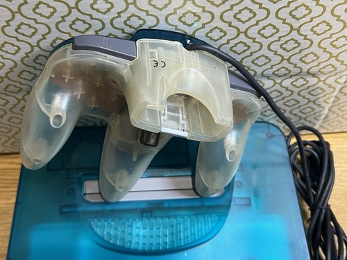 Nintendo N64 Clear Ice Blue (AUTHENTIC) NUS-001(EUR) Working Very Good Condition - Picture 3 of 16