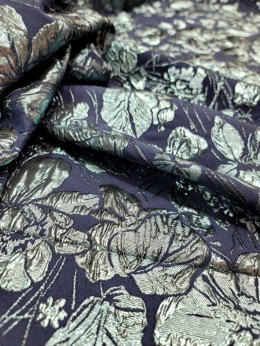 Tela de brocado floral metálica azul agua (60 in) Vendido por yarda azul marino - Imagen 11 de 12