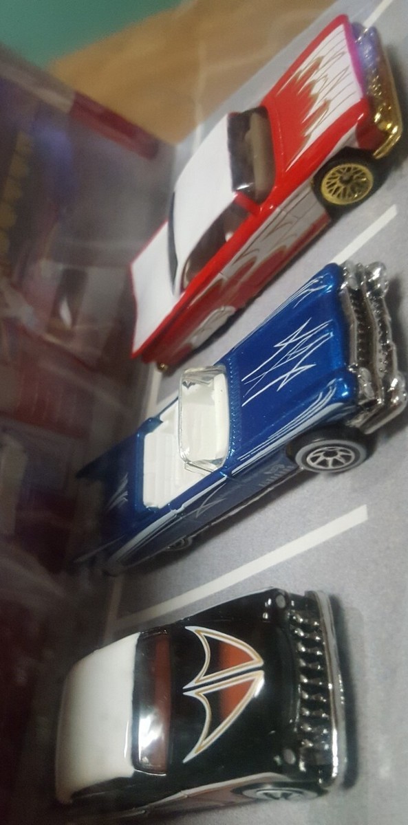 Hot Wheels Target Excl HOT NIGHTS Set of 4 '57 Chevy '59 Impala