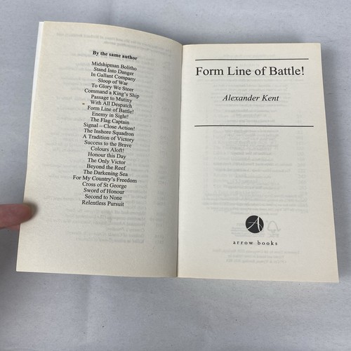 Form Line of Battle by Alexander Kent Fiction Small Paperback Book - Picture 4 of 11