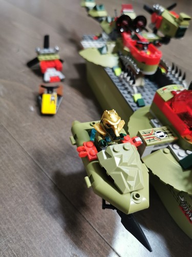 LEGO Legends Of Chima: Cragger's Command Ship (70006) - Picture 5 of 8