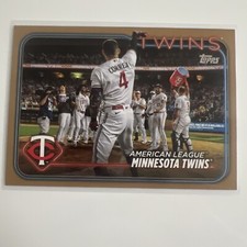 2024 Topps Series 2 - Gold 692 Minnesota Twins /2024
