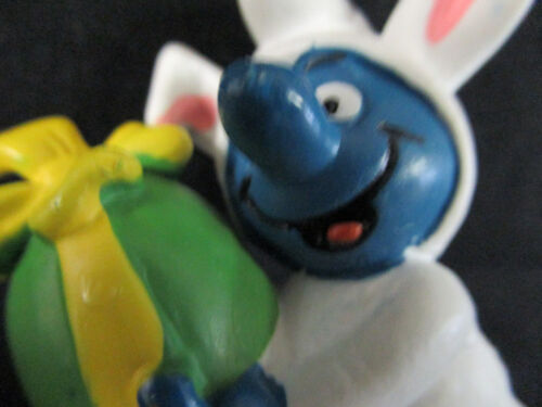SMURF in Easter Rabbit Costume : PVC, 1982 Peyo Schleich - Picture 7 of 8