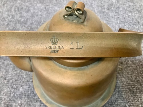 Tetera SKULTUNA de cobre más pequeña agua 1 l pátina hervidor de agua 1607 Suecia clase antigua KE - Imagen 3 de 11