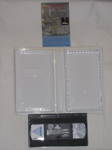 Small Soldiers VHS 1998 Dreamworks Clamshell Kirsten Dunst Gregory Smith Jay Moh - Picture 15 of 24