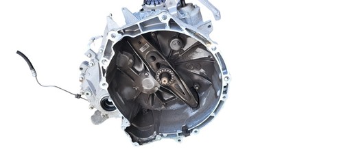 BMW 2 SERIES GRAN TOURER F45 F46 1.5 PETROL 6 SPEED MANUAL GEARBOX 2018 8671637 - Picture 7 of 12