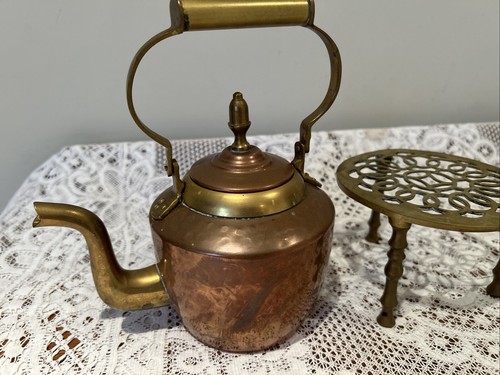Antique Copper And Brass Teapot With Brass Trivet - Picture 6 of 12