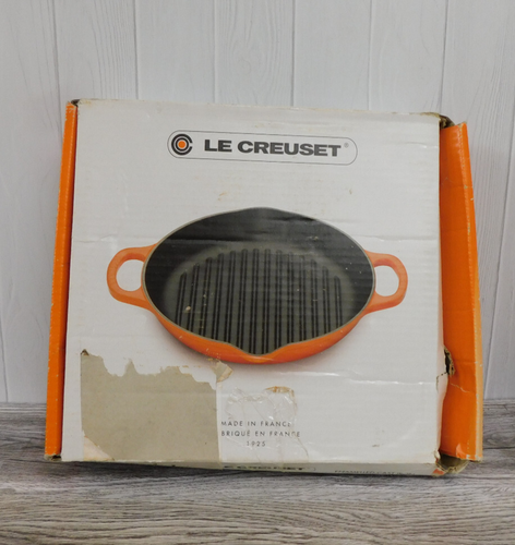 Le Creuset Signature Cast Iron 9.75 Inch Round Deep Grill Pan, Oyster *NEW* - Picture 10 of 10