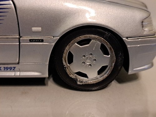 1:18 scale Mercedes Benz C Class AMG safety car F1 1997 diecast model  FLAWS  - Picture 15 of 20