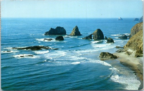 Excellent Beaches, Good Surf and Rock Fishing, Oceanside, Oregon Postcard - Picture 1 of 2
