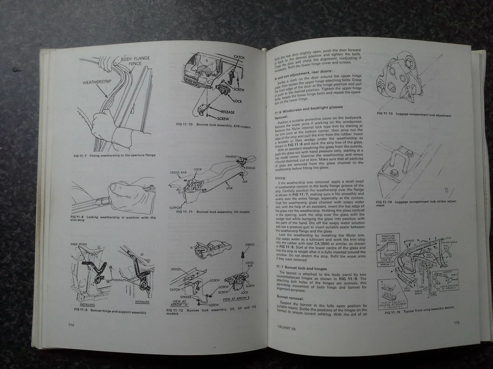 CHRYSLER VALIANT V8 1965 To 1971 AUTOBOOK BY KENNETH BALL AUTOPRESS LTD - Image 4 of 4