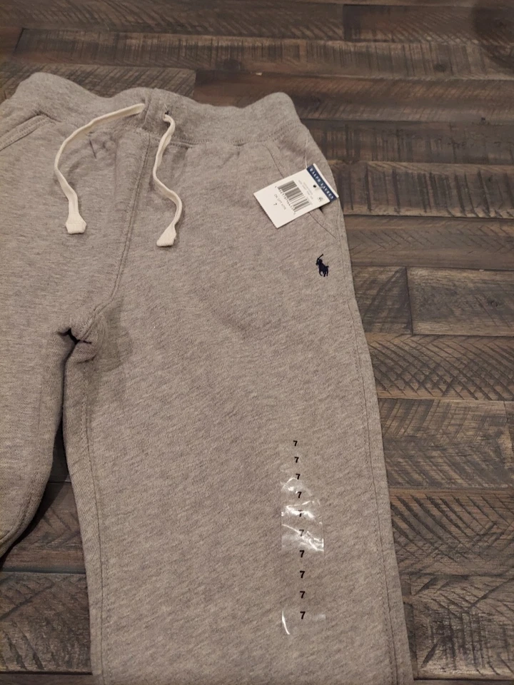 Nuevo con etiquetas Pantalones deportivos Polo Ralph Lauren grises para niños, azul pequeño pony talla 7 Foto 3 de 4