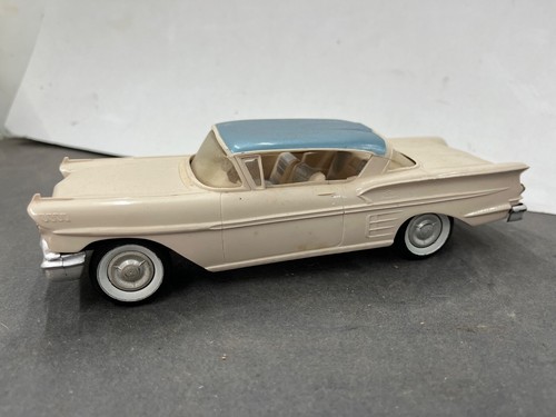 C1 smp 1958 Chevy Impala 4 door vintage promo model 1/25 McM.