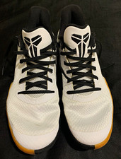 Nike Mamba Focus Kobe Bryant Low Top Basketba...