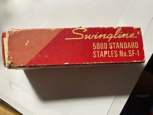Vintage Swingline 747 SF-1 Staples Box Made in USA includes some staples - Picture 5 of 8
