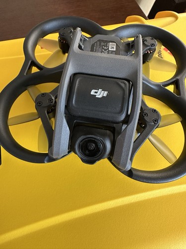DJI AVATA ProView Combo inc Goggles 2 & RC Motion 2 Controller - Picture 9 of 15