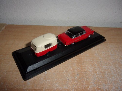High Speed Malibu International HO 1:87 1955 Chevy Belair Sedan & Caravan Camper - Picture 3 of 3