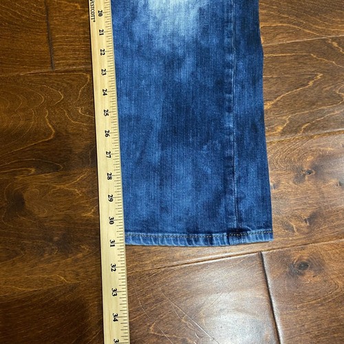 American Eagle Straight Leg Destroy Wash Denim Blue Jeans Men's Size 33 x 31 - Picture 8 of 9