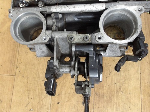 100%Work Yamaha 09-17 VMX17 VMAX 1700 OEM Throttle Body Bodies Fuel Injection - Picture 4 of 10