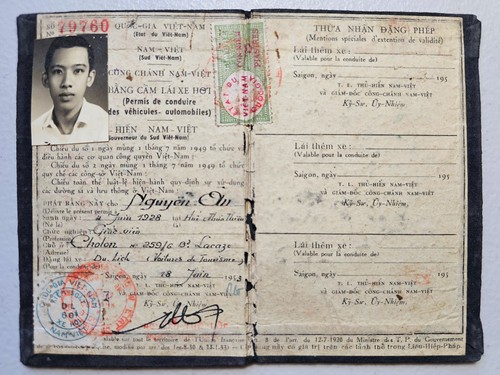 State of  Vietnam Revenue Stamp Document (Driver's License), 1953 - Picture 1 of 2