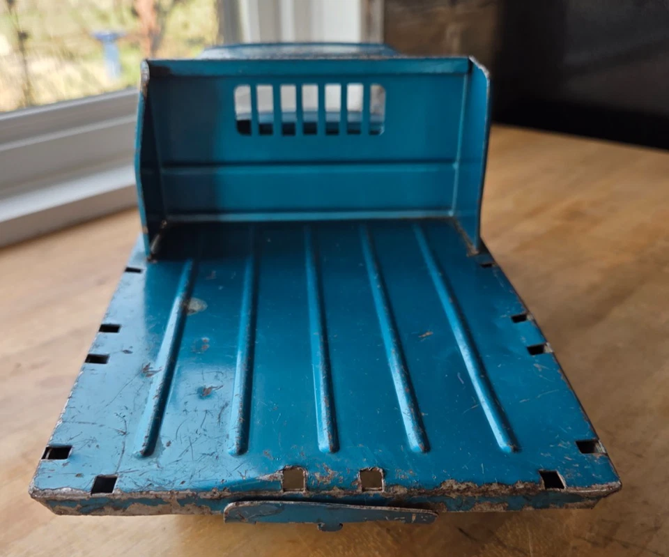 Camión de estacas Tonka Farms 1959 vintage verde azulado, buen estado Foto 4 de 4