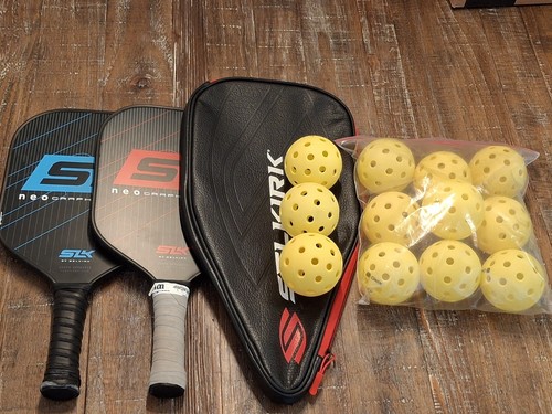 2 SLK Neo Graphite Pickleball Paddles Set With Balls & Case by Selkirk - Bild 1 von 18