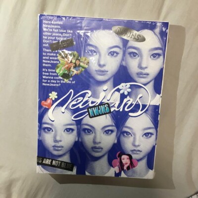 NEW JEANS BLUE BOOK Ver 1st EP Album Set Korean board
