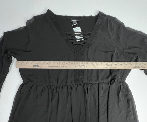 Torrid Criss Cross V-Neck Babydoll Top Womens 2 Black Bell Sleeve Lace Goth NWT - Picture 11 of 14