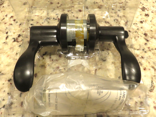 Baldwin Premium Keyed Entry Wave Lever, 95255.102 RENT - NEW IN BOX - Picture 5 of 7