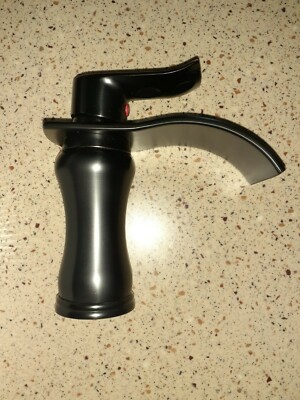 Bathfinesse Waterfall Spout バスルームシンク蛇口 シングルハンドル ワンホール ブロンズ 6656-D Bathfinesse Wall Mount Tub Filler Bathtub Faucet High Flow Single