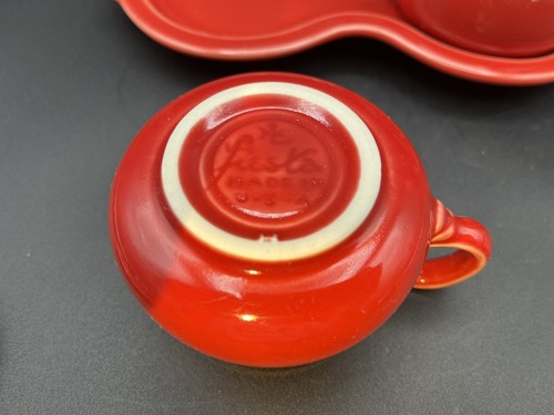 Fiestaware Homer Laughlin Sugar Bowl Creamer Set with Tray Scarlet Red HLC USA - Picture 10 of 14