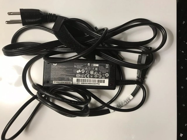 *GENUINE HP* 677774-002//693711-001 19.5V 3.33A 65W AC Power Adapter PPP009C OEM