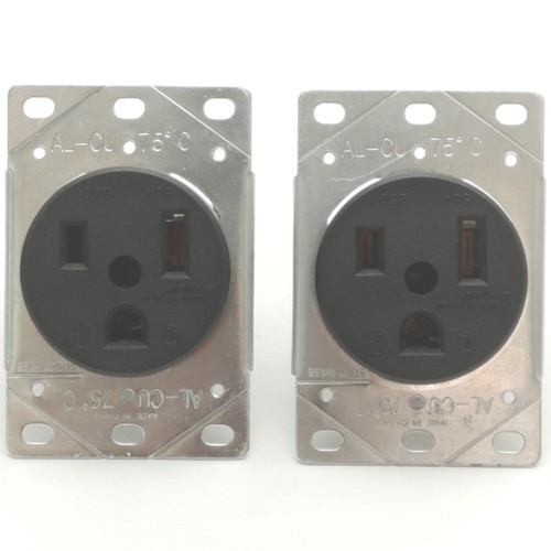 Lot of 2 Pass & Seymour 3804-CC6 Power Outlet, 2-Pole, 3-Wire, 50A, 250 VAC - Picture 1 of 4