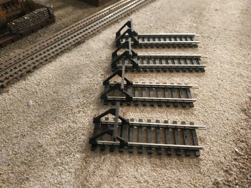 BUMPERS STOP WITH ROCO TRACKS 4 pcs, SCALE HO - Picture 6 of 13