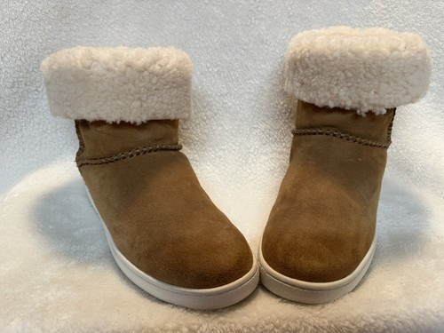 UGG Chestnut Wmn's  Faux Suede &  Faux Fur  Ankle Boots Size 9 - Picture 5 of 19