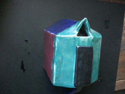 cool brutalist studio teapot, signed Tim K, thick walled, geometric - Picture 5 of 6